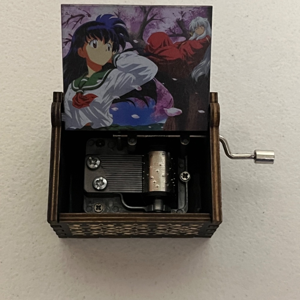 Inuyasha Kagome Higurashi Hand Crank Wooden Music Box Anime